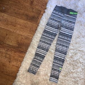 Nike pro leggings
